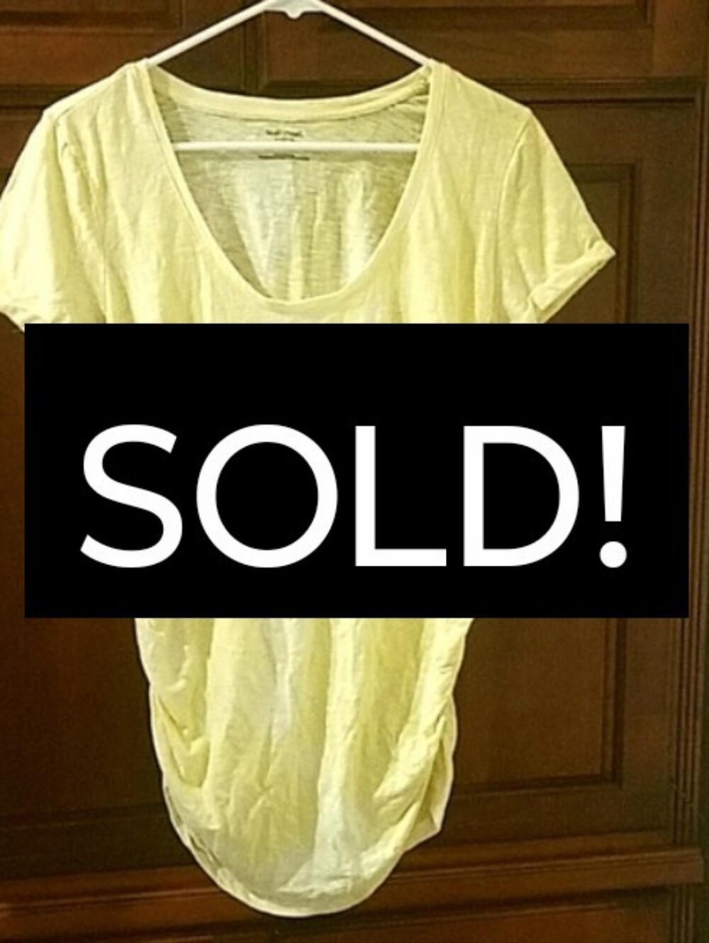 🌹NWOT Motherhood Maternity size L shirt